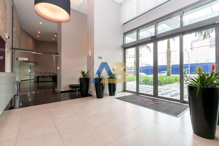 11_photo/94dce5b2d5.1aa5b8f538f3adaf-ATLAS-5b8e9819-48da-4587-8b36-c2959bd7bce4.jpg de apartamento à venda com 1 quarto, 44m² em Cristo Rei, Curitiba