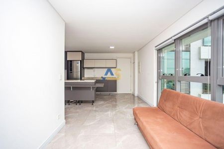 5_photo/94dce5b2d5.1aa5b8f538f3adaf-ATLAS-76090694-eddb-4247-a542-6839657f3b9e.jpg de apartamento à venda com 1 quarto, 44m² em Cristo Rei, Curitiba
