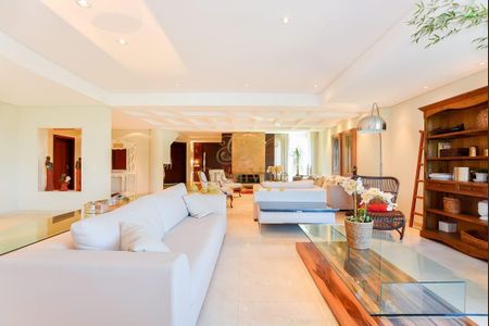 43_photo/94dce5b301.ceff8192393c33de-ATLAS-3eef6077-bce8-4b51-b3a8-1537cfe88f36.jpg de casa à venda com 5 quartos, 834m² em Matriz, Curitiba