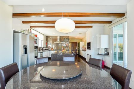 30_photo/94dce5b301.ceff8192393c33de-ATLAS-7f3c59ea-b2a2-4fc2-8b57-705bf6c9a9da.jpg de casa à venda com 5 quartos, 834m² em Matriz, Curitiba