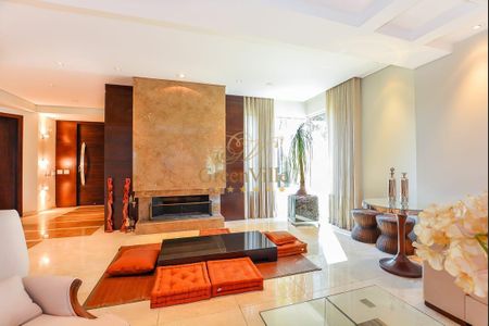 5_photo/94dce5b301.ceff8192393c33de-ATLAS-bb31d233-ff32-4444-ba2a-d6849c855ca2.jpg de casa à venda com 5 quartos, 834m² em Matriz, Curitiba