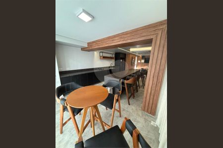 4_photo/94dce5b35d.04af7fc2355c33fa-ATLAS-1b3e8c0a-4c23-4b29-b159-e58abbd39574.jpg de apartamento à venda com 1 quarto, 34m² em Alto da XV, Curitiba