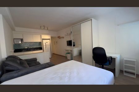 5_photo/94dce5b35d.2bd6c31d73845aaa-ATLAS-8916d99d-9d28-486a-a331-ed971d6ee9c9.jpg de kitnet/studio para alugar com 1 quarto, 33m² em Alto da XV, Curitiba
