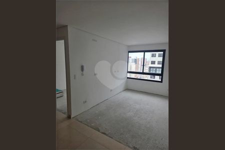 5_photo/94dce5b35d.9fde2b1beaf38236-ATLAS-b6ef1f98-aaa1-4b63-ab28-adff2802ebbe.jpg de apartamento à venda com 1 quarto, 34m² em Alto da XV, Curitiba