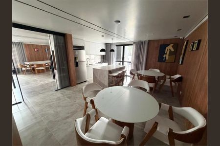 7_photo/94dce5b35d.aafc750051720c32-ATLAS-5eaff22d-d6c9-4d95-bb1f-0a351f8d9e68.jpg de apartamento à venda com 2 quartos, 66m² em Batel, Curitiba