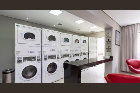 20_photo/94dce5b35d.d840f4bff4555a35-ATLAS-e1051dd3-9538-4d07-841c-db69c64344de.jpg de apartamento para alugar com 1 quarto, 32m² em Alto da XV, Curitiba