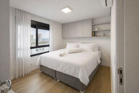 9_photo/94dce5b35d.eb4747a7722cd593-ATLAS-01eff910-3e6b-4721-9a16-712de6bd1797.jpg de kitnet/studio para alugar com 2 quartos, 101m² em Alto da XV, Curitiba