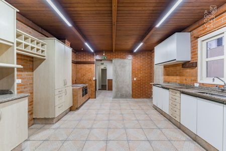 16_photo/94dce5b37d.7954feb32d1ae247-ATLAS-15adb27e-51be-4289-bf9c-e65738c6d038.jpg de casa à venda com 4 quartos, 328m² em Jardim Social, Curitiba