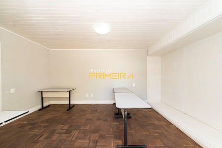 4_photo/94dce5b37d.7954feb32d1ae247-ATLAS-2a480c64-6e99-424f-947c-28dd6daef7cf.jpg de casa à venda com 4 quartos, 328m² em Jardim Social, Curitiba