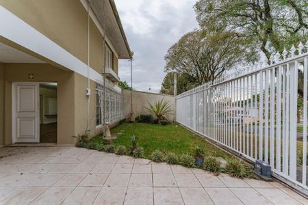 2_photo/94dce5b37d.7954feb32d1ae247-ATLAS-5663dafa-ff3a-48f5-abcf-383de79012c5.jpg de casa à venda com 4 quartos, 328m² em Jardim Social, Curitiba