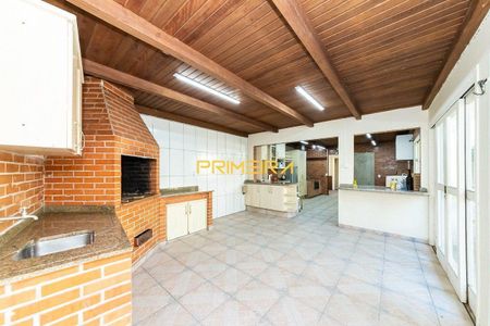 15_photo/94dce5b37d.7954feb32d1ae247-ATLAS-909c26e0-8ae1-4862-8d35-235842b53a8a.jpg de casa à venda com 4 quartos, 328m² em Jardim Social, Curitiba