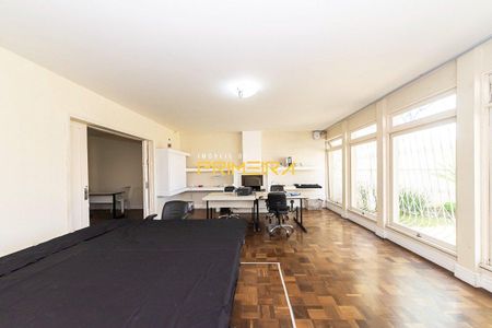 12_photo/94dce5b37d.7954feb32d1ae247-ATLAS-9ff2a51a-ad9a-41f9-9d29-b236aa923b65.jpg de casa à venda com 4 quartos, 328m² em Jardim Social, Curitiba