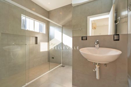 8_photo/94dce5b3dd.6516c1daac8aeff3-ATLAS-312e8e1d-fa09-42b5-ad43-9a4da49cd9ad.jpg de casa à venda com 4 quartos, 751m² em Jardim Social, Curitiba