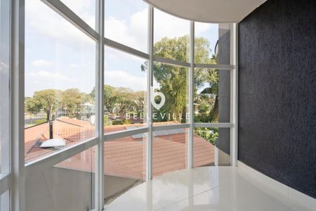 10_photo/94dce5b3dd.6516c1daac8aeff3-ATLAS-3792ee8a-508d-48a0-8039-61e08d3cd3da.jpg de casa à venda com 4 quartos, 751m² em Jardim Social, Curitiba