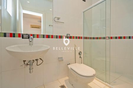 18_photo/94dce5b3dd.6516c1daac8aeff3-ATLAS-721a1c0a-4a76-40bc-a6ff-4ac3a1ff842a.jpg de casa à venda com 4 quartos, 751m² em Jardim Social, Curitiba