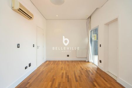 17_photo/94dce5b3dd.6516c1daac8aeff3-ATLAS-c292a3af-645a-41ac-b3df-a94c1a4af8f4.jpg de casa à venda com 4 quartos, 751m² em Jardim Social, Curitiba