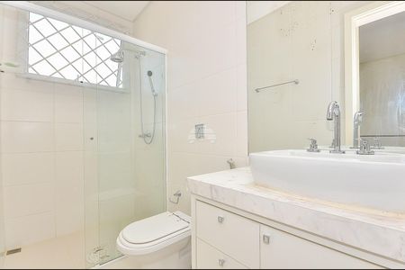 14_photo/94dce5b3e7.badfd497b63a3b5d-ATLAS-ce722f9a-7a3a-44d3-b5f0-717b675c433f.jpg de casa à venda com 4 quartos, 316m² em Jardim Social, Curitiba