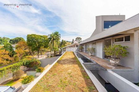 3_photo/94dce5b477.cba9474eaf1c4fd4-ATLAS-4e0a2560-7199-46ea-93f2-879dae77e565.jpg de casa à venda com 4 quartos, 650m² em Jardim Social, Curitiba