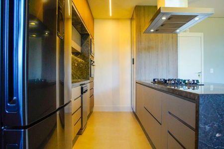 7_photo/94dce5b4e1.e5c1dbf3952ec410-ATLAS-38bd89d3-14c7-4c91-9255-61d48afdbd63.jpg de apartamento à venda com 3 quartos, 147m² em Hugo Lange, Curitiba