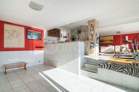 12_photo/94dce5b53b.27838fa606343cc4-ATLAS-1ec9bfc2-9448-4dc0-aa0d-a681a3907cff.jpg de casa à venda com 4 quartos, 200m² em Hugo Lange, Curitiba