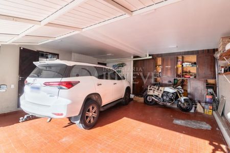 2_photo/94dce5b53b.27838fa606343cc4-ATLAS-649b9d29-37f4-4a2d-8b5e-d7b8ef357f9d.jpg de casa à venda com 4 quartos, 200m² em Hugo Lange, Curitiba