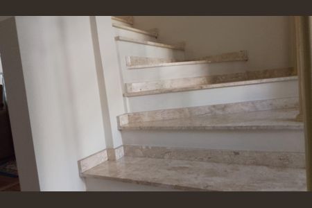 2_photo/94dce5b543.6a940fd7dc05e55d-ATLAS-727b8d5c-fa84-4f1e-b0d0-ea2df47be1c7.jpg de casa à venda com 4 quartos, 281m² em Juvevê, Curitiba