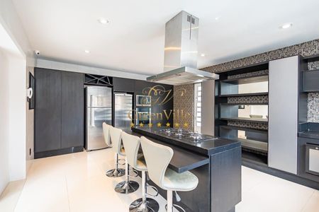 11_photo/94dce5b5a5.ceff8192393c33de-ATLAS-0f6e2ad3-38d9-4c3d-bce6-c0f7f25c1dfc.jpg de casa à venda com 4 quartos, 751m² em Jardim Social, Curitiba