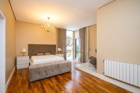 25_photo/94dce5b5a5.ceff8192393c33de-ATLAS-754c8ef5-b6da-4732-9f00-83f0e3809fdf.jpg de casa à venda com 4 quartos, 751m² em Jardim Social, Curitiba