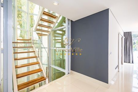 20_photo/94dce5b5a5.ceff8192393c33de-ATLAS-fa32024b-809e-4f69-933d-4d9b84cb3098.jpg de casa à venda com 4 quartos, 751m² em Jardim Social, Curitiba