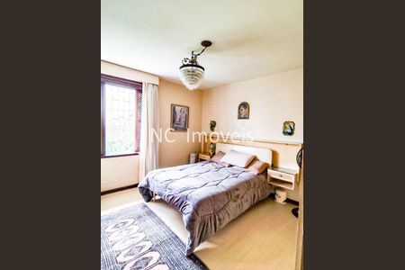 4_photo/94dce5b64d.958ab4e2955fd321-ATLAS-6407668f-5d5a-47e8-bdc6-dd8638f6787e.jpg de casa à venda com 4 quartos, 355m² em Jardim Social, Curitiba