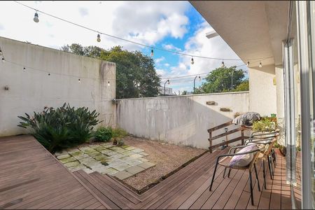 3_photo/94dce5b66f.deae25538405ce54-ATLAS-360bbfeb-5bcf-4b6f-a717-854d425bbb5c.jpg de casa à venda com 3 quartos, 177m² em Jardim Social, Curitiba