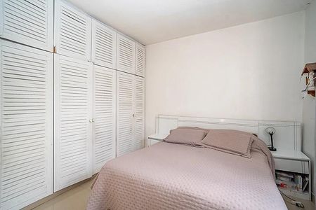 5_photo/94dce5b6ad.c74d3e0c457d7f23-ATLAS-69424f8d-8f55-4dea-b054-c0a36780d685.jpg de casa à venda com 5 quartos, 189m² em Jardim Social, Curitiba