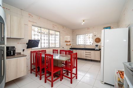 12_photo/94dce5b6ad.c74d3e0c457d7f23-ATLAS-8d29e674-52db-41d7-bf3b-90434df99209.jpg de casa à venda com 5 quartos, 189m² em Jardim Social, Curitiba