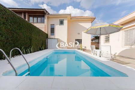 8_photo/94dce5b71f.88d96e72714233d9-ATLAS-e9cd504f-93fa-4b1e-a3e8-1441dfe0d80e.jpg de casa à venda com 3 quartos, 345m² em Jardim Social, Curitiba