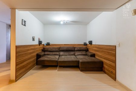 12_photo/94dce5b74f.49c40a4e0c1b1036-ATLAS-06694d5b-cbb7-4543-8b5e-9d3c8873e5ed.jpg de casa à venda com 4 quartos, 339m² em Jardim Social, Curitiba