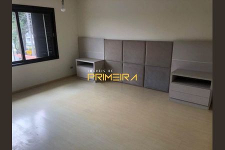 10_photo/94dce5b76f.727aa8b94b909c75-ATLAS-c4e898c0-8a92-4a1c-bdc0-5bbac6be46c9.jpg de casa à venda com 5 quartos, 436m² em Jardim Social, Curitiba