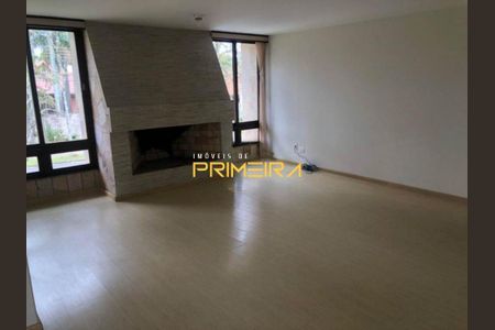 4_photo/94dce5b76f.727aa8b94b909c75-ATLAS-dd7c95a7-1c2b-4251-8ba4-b9fa0e13ae53.jpg de casa à venda com 5 quartos, 436m² em Jardim Social, Curitiba