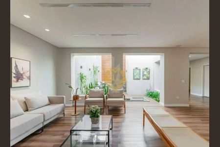 8_photo/94dce5b7c9.54b8780a509023fd-ATLAS-1b0067ef-51c4-4e74-a8fe-e17213d3a50b.jpg de casa à venda com 5 quartos, 1366m² em Jardim Social, Curitiba