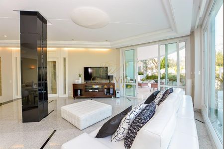 1_photo/94dce5b7d1.ceff8192393c33de-ATLAS-01fa3f18-8dc1-4c16-ac18-6fe8abbe068b.jpg de casa à venda com 4 quartos, 1260m² em Jardim Social, Curitiba