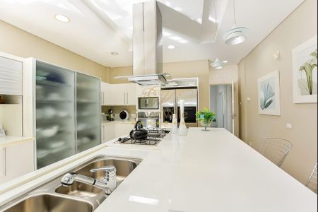 12_photo/94dce5b7d1.ceff8192393c33de-ATLAS-3d0ee315-7b7b-47cf-9f94-9ecfe05e660a.jpg de casa à venda com 4 quartos, 1260m² em Jardim Social, Curitiba