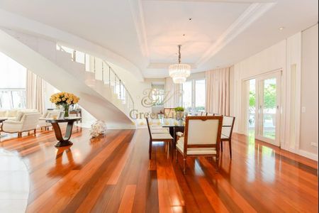 14_photo/94dce5b7d1.ceff8192393c33de-ATLAS-8f0108c8-bf4e-44ff-8731-4ee6aa95f695.jpg de casa à venda com 4 quartos, 1260m² em Jardim Social, Curitiba