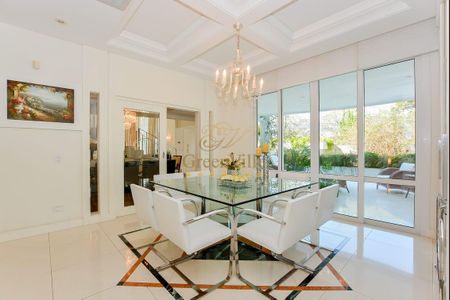 26_photo/94dce5b7d1.ceff8192393c33de-ATLAS-afcb7dda-65a4-48a2-bef9-00202779cb4e.jpg de casa à venda com 4 quartos, 1260m² em Jardim Social, Curitiba