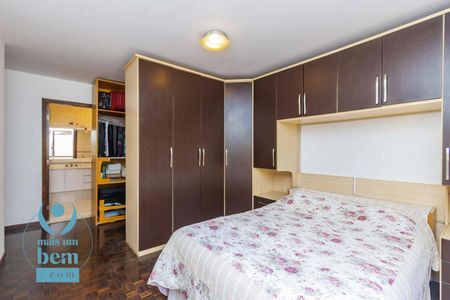 12_photo/94dce5b899.46ae6cbe0761d4fa-ATLAS-07ae2a86-614d-434f-aa1b-079ed0888639.jpg de casa à venda com 4 quartos, 208m² em Jardim Social, Curitiba