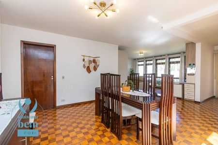 7_photo/94dce5b899.46ae6cbe0761d4fa-ATLAS-710130b5-2f73-4039-b17c-9778626fd0b0.jpg de casa à venda com 4 quartos, 208m² em Jardim Social, Curitiba