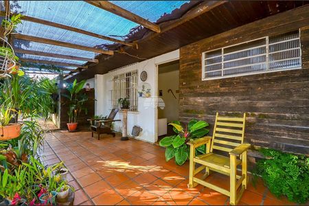 15_photo/94dce5b97d.87979a6cbc0271ba-ATLAS-4a408416-0f9e-4cbb-851d-8aee23e8acb1.jpg de casa à venda com 3 quartos, 246m² em Jardim Social, Curitiba