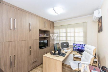 16_photo/94dce5b991.88dcffa138285222-ATLAS-fb7bbd84-63df-4c49-a329-1dc5bb56d7fd.jpg de casa à venda com 5 quartos, 460m² em Jardim Social, Curitiba