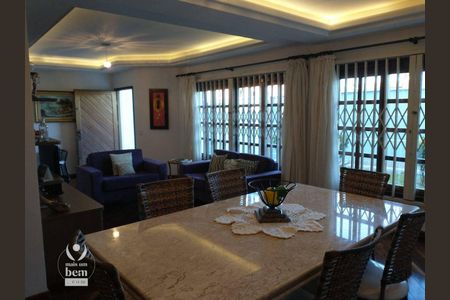 6_photo/94dce5b997.65eb5ceb4e193f27-ATLAS-474ec609-45a3-4d3c-90c5-b735bd7271bd.jpg de casa à venda com 4 quartos, 350m² em Jardim Social, Curitiba