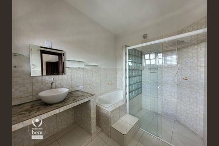 11_photo/94dce5b997.65eb5ceb4e193f27-ATLAS-e9bba1ad-f008-4711-9c74-1b67a8817a8d.jpg de casa à venda com 4 quartos, 350m² em Jardim Social, Curitiba