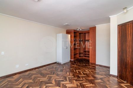 11_photo/94dce5b9e9.f2c8c659ffa0a6bc-ATLAS-73659da4-8d2b-4ca0-8ff2-9c5a7f318730.jpg de casa para alugar com 4 quartos, 318m² em Jardim Social, Curitiba