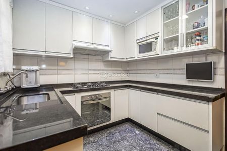 12_photo/94dce5ba51.f6765ec83e1e8ec1-ATLAS-4d05cbe7-91c6-455e-9ef6-d35d8639fc0f.jpg de casa à venda com 4 quartos, m² em Jardim Social, Curitiba